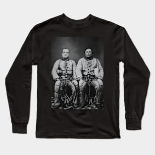 Isontalon Antti and Rannanjärvi in Chains Vintage Art Print Long Sleeve T-Shirt